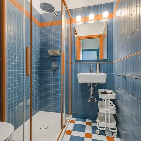 Lägenhet Ref 2085 - Center 3-room With Balcony To Rent Cannes